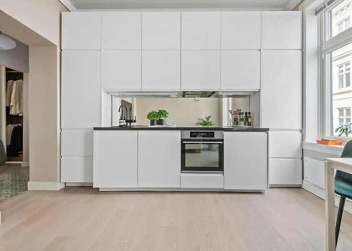 Majorstuen, Cozy In Heart Of Apartment